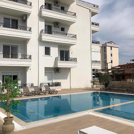 Hotel Metropolis Ulcinj Exterior foto