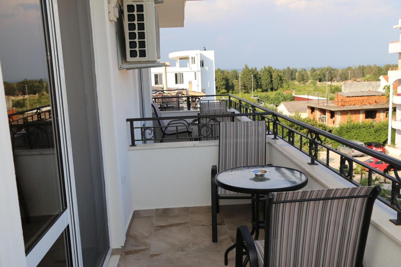 Hotel Metropolis Ulcinj Exterior foto