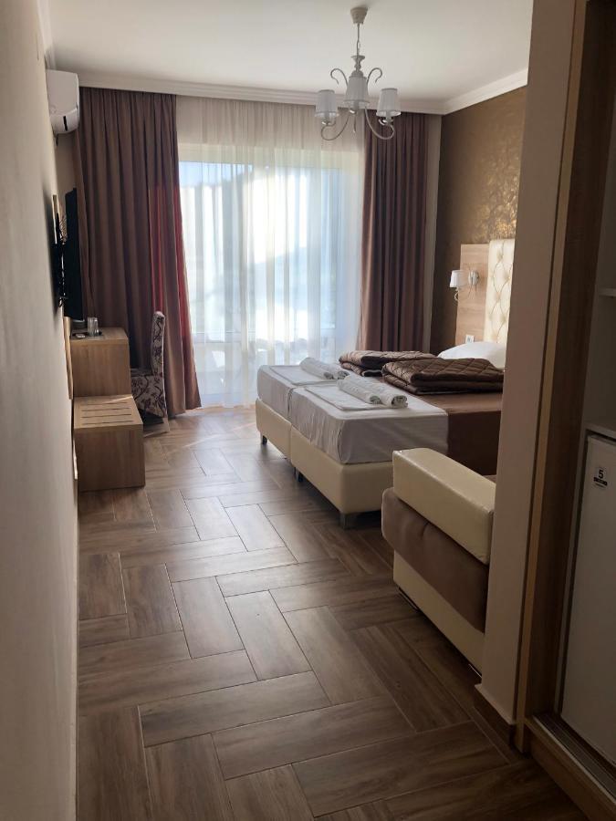 Hotel Metropolis Ulcinj Exterior foto