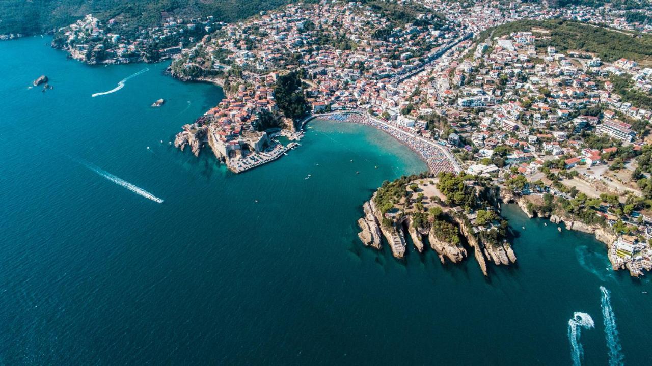 Hotel Metropolis Ulcinj Exterior foto